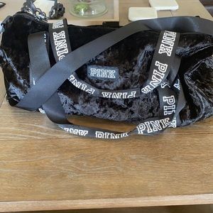 Large Pink Velvet Duffle Gym Bag L-NEW!!